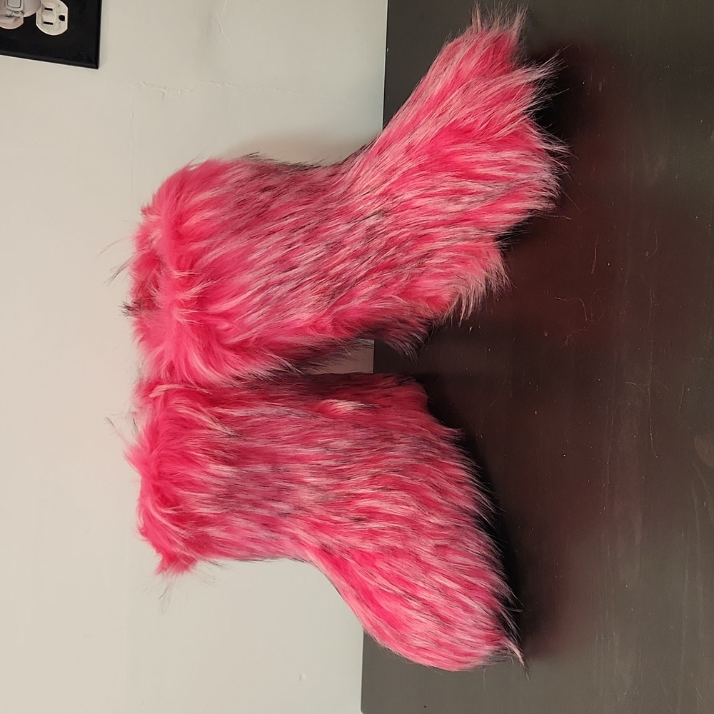 Pink Fur Rave Boots 11